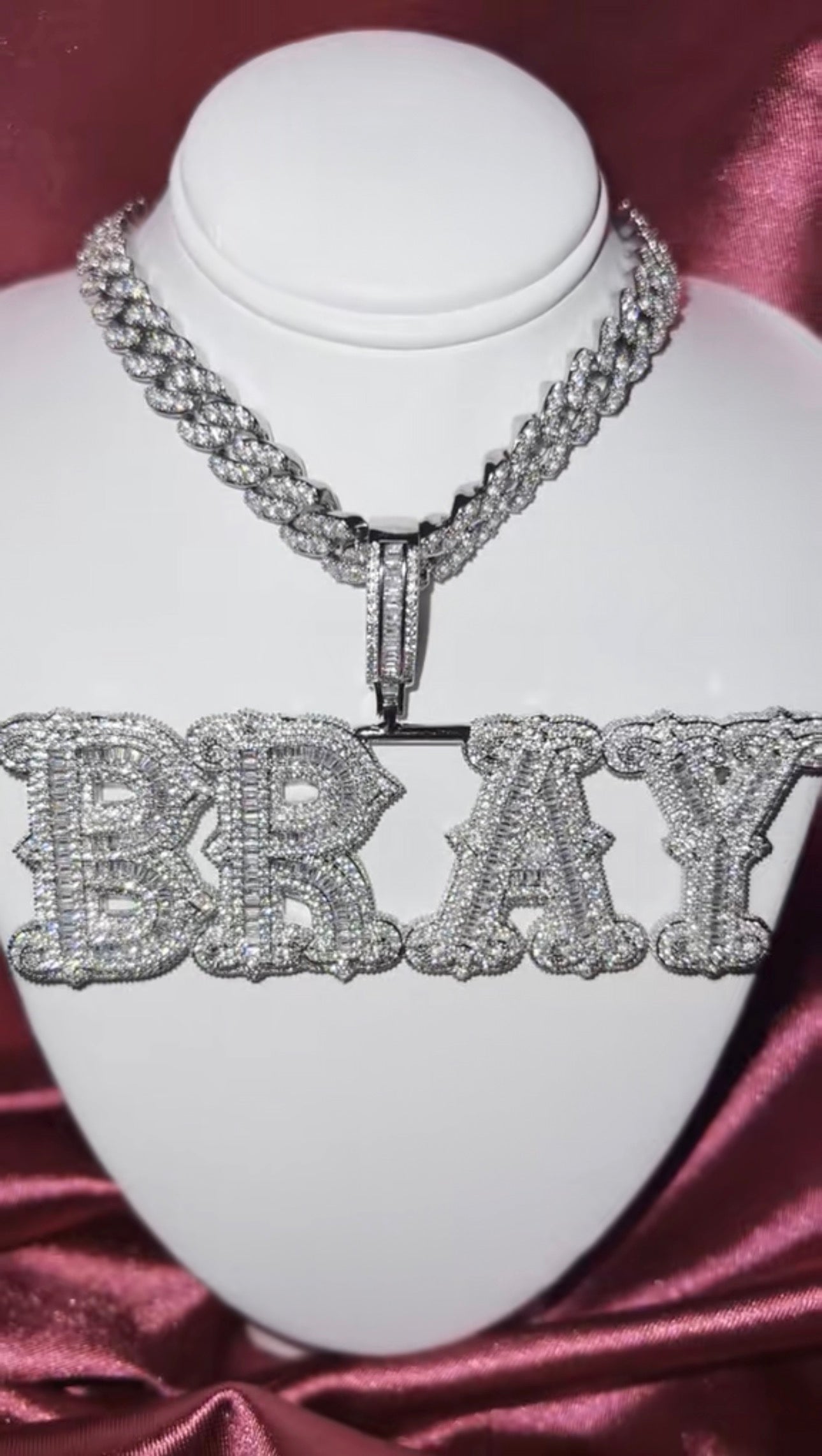 Diamond Plate Name Chain